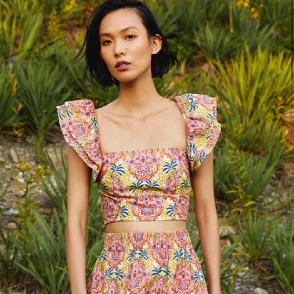 Cara Cara  Darby Top 
S / Palm Medallion Yellow